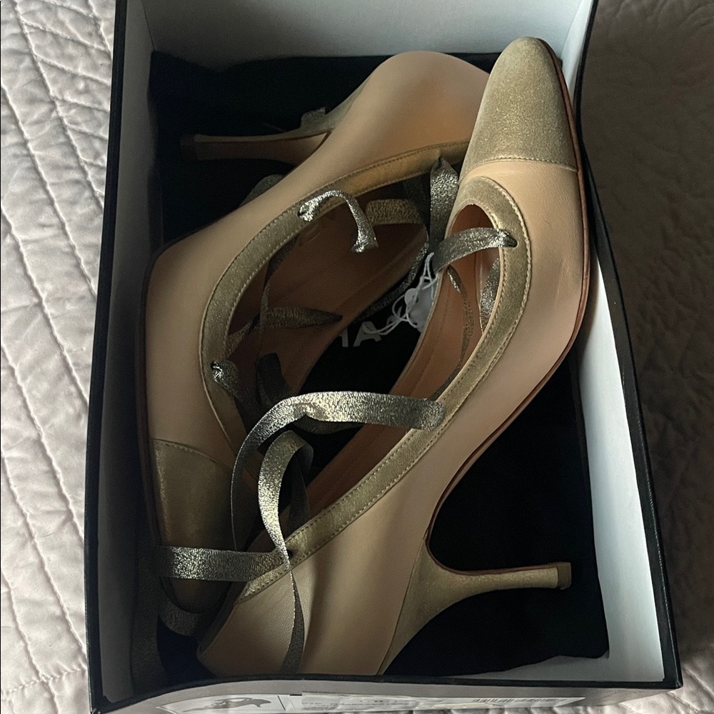 CHANEL Nude and Gold Satin Ribbon Heel Pumps 39.5